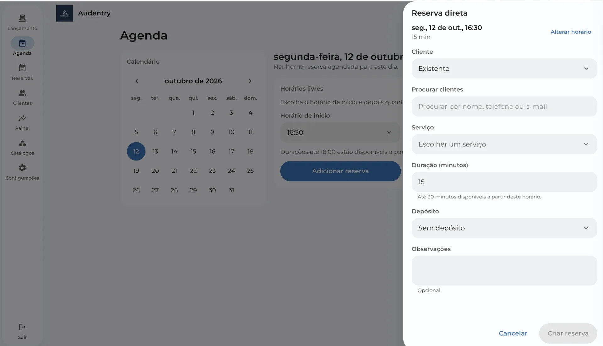 Criação de uma reserva: cliente, serviço, duração, depósito e observações.