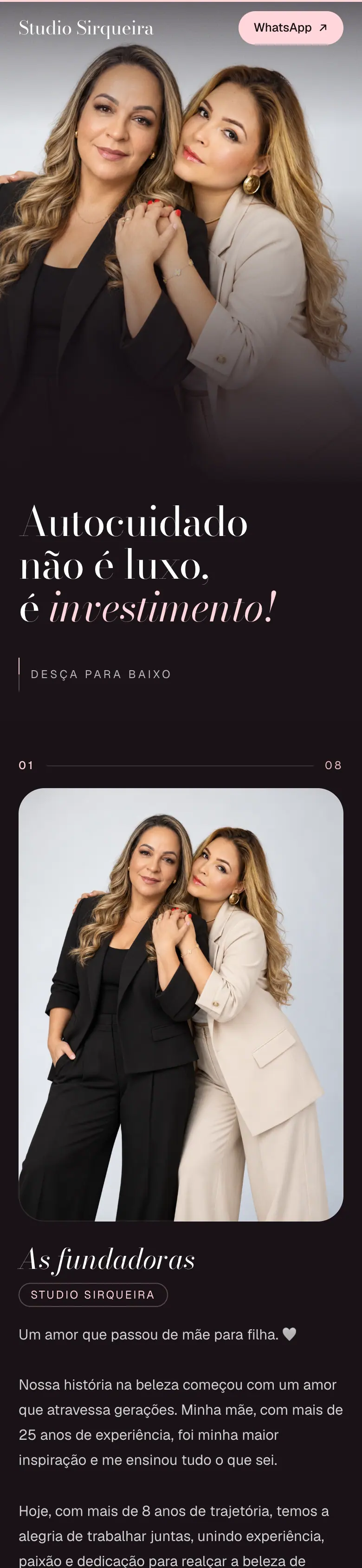 O site no celular, onde os slides viram uma página de rolagem.
